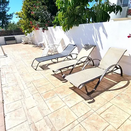 Haven: 7-minute Walk To The + Pool Ларнака