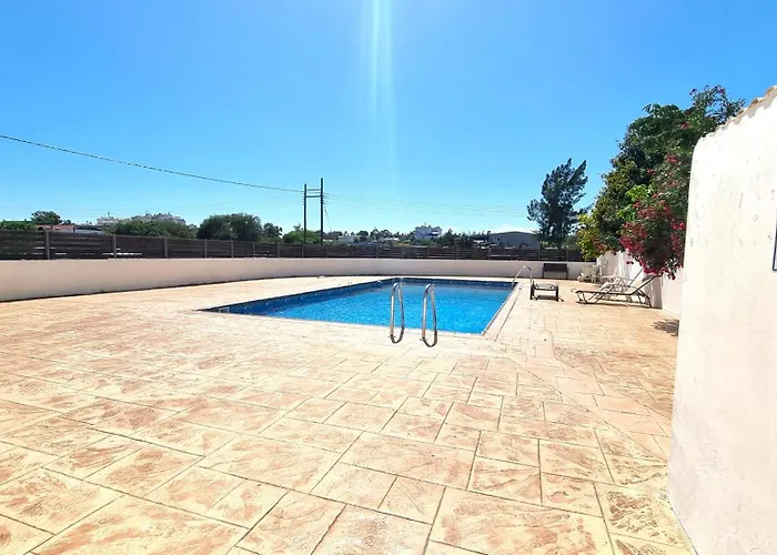 Апартаменты Haven: 7-minute Walk To The + Pool