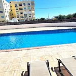 Haven: 7-minute Walk To The + Pool Apartment *