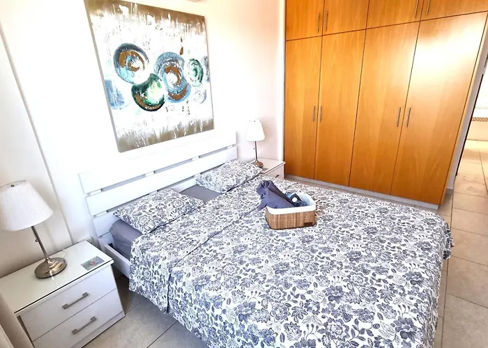 Διαμέρισμα Haven: 7-minute Walk To The + Pool *